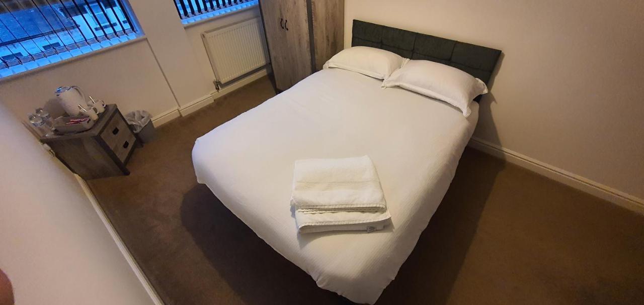 Apartment In Central Wakefield Уейкфийлд Екстериор снимка