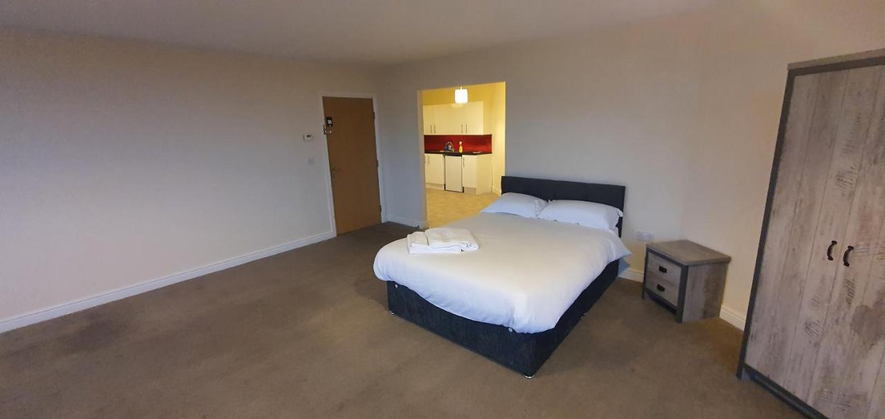 Apartment In Central Wakefield Уейкфийлд Екстериор снимка