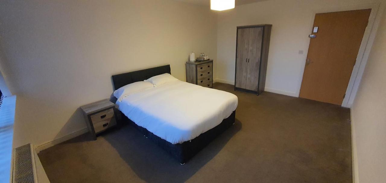 Apartment In Central Wakefield Уейкфийлд Екстериор снимка